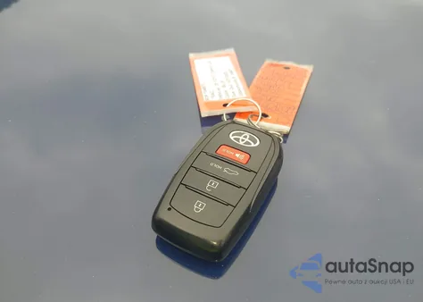 2025 Toyota Camry Le z USA, uszkodzony, nr VIN 4T1DAACK1SU051791